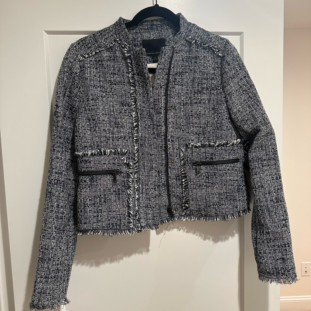 Banana Republic Women's Navy and White Tweed Jacket - new with tags